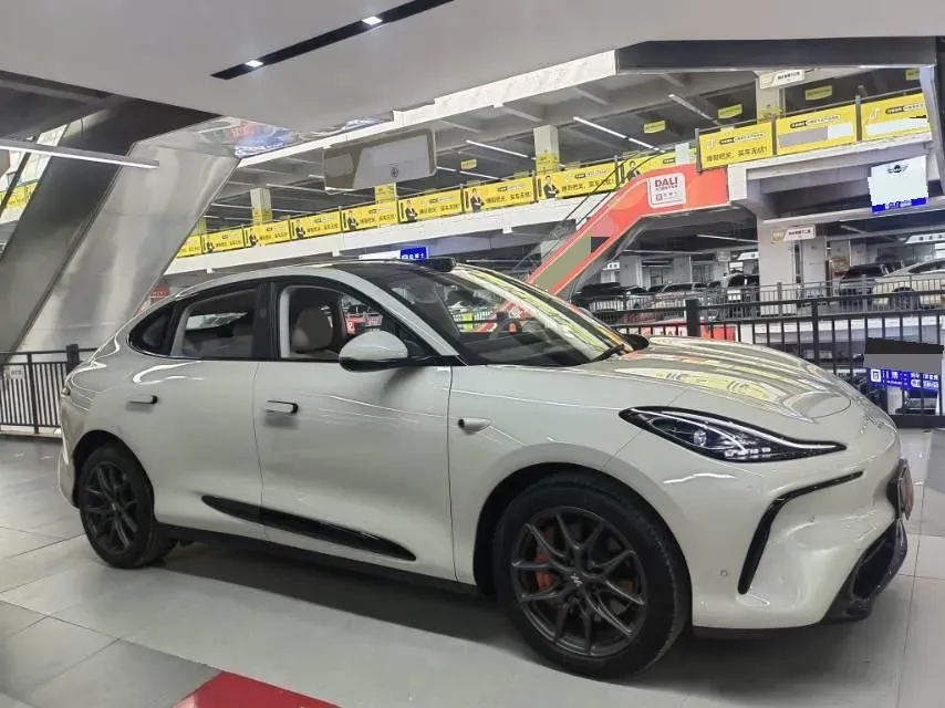 2023 IM LS6 BEV 100KWH,autocango,china used car exporter,china ev exporter,chinese used car exporter,chinese used ev exporter