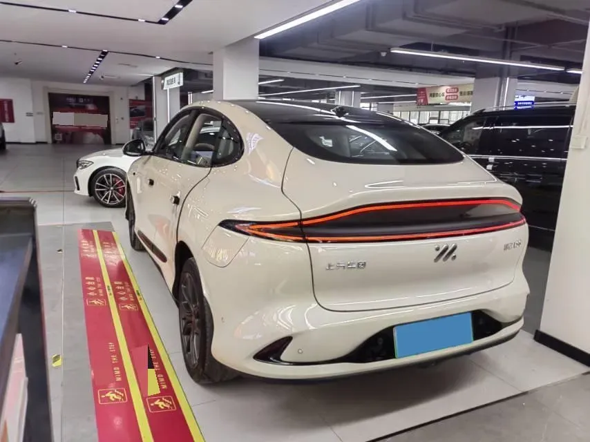 2023 IM LS6 BEV 100KWH,autocango,china used car exporter,china ev exporter,chinese used car exporter,chinese used ev exporter