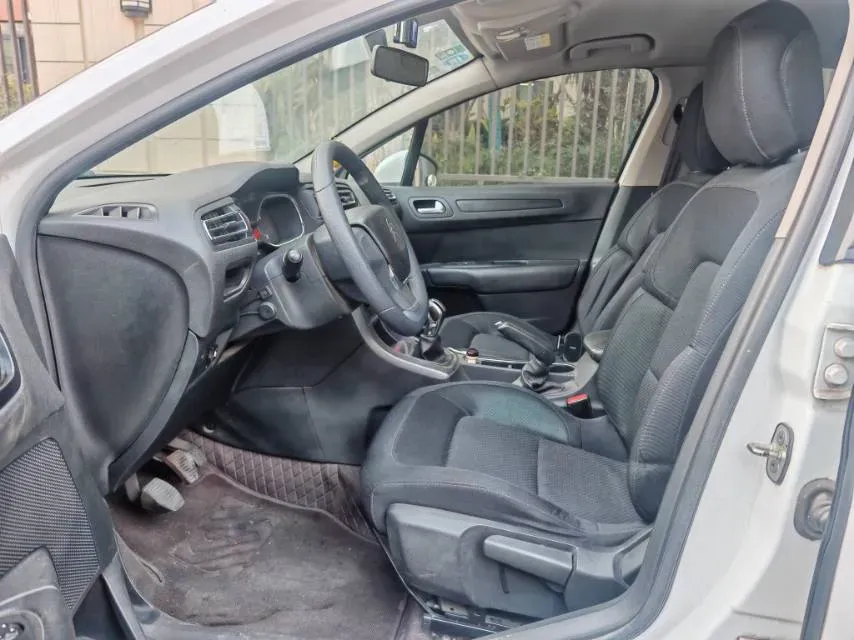 2018 Citroen C4 C-Quatre 1.6L 117HP L4 5MT,autocango,china used car exporter,china ev exporter,chinese used car exporter,chinese used ev exporter