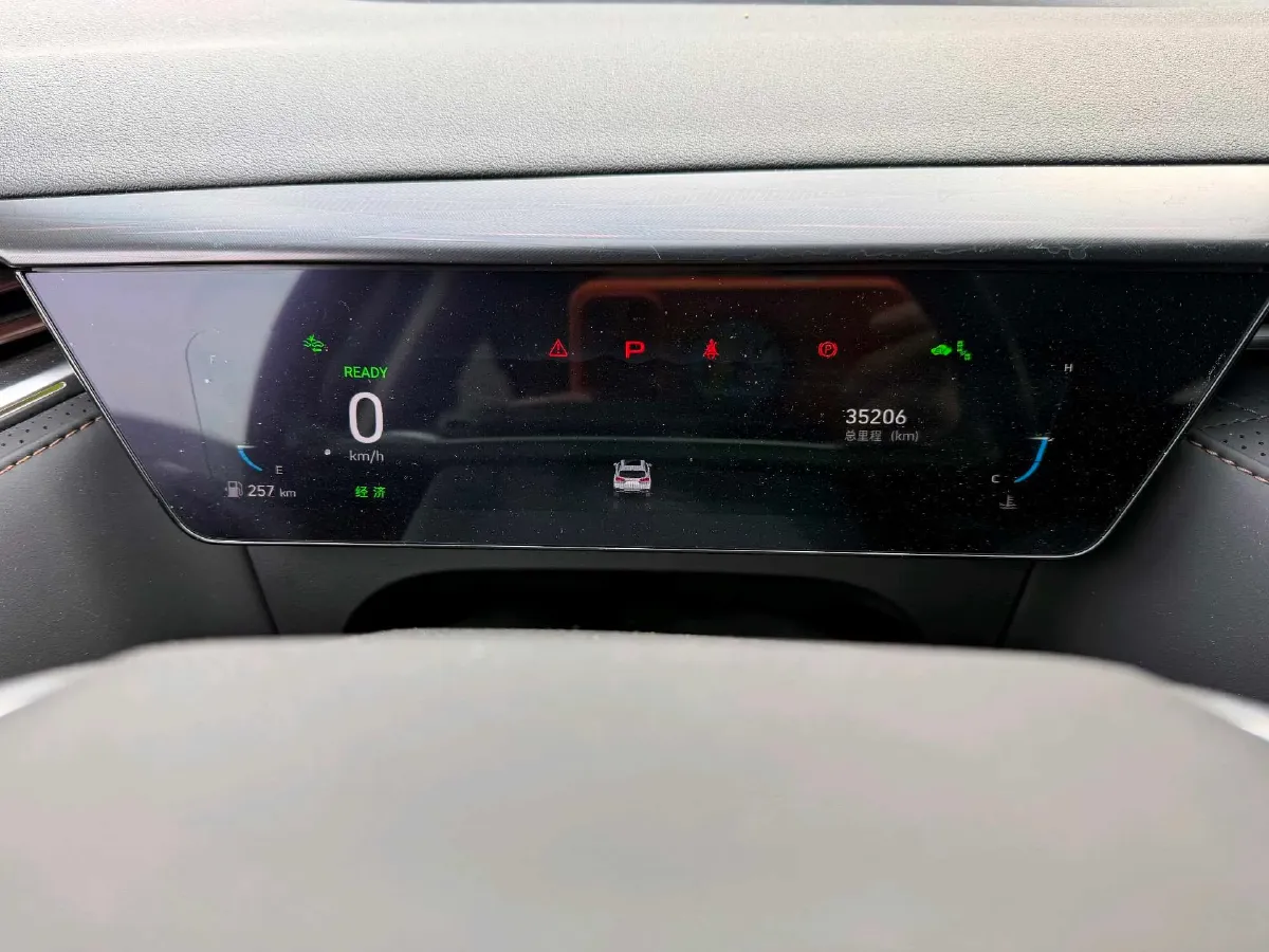 2022 WEY Latte DHT 1.5T 156HP L4 2DHT Hybrid,autocango,china used car exporter,china ev exporter,chinese used car exporter,chinese used ev exporter