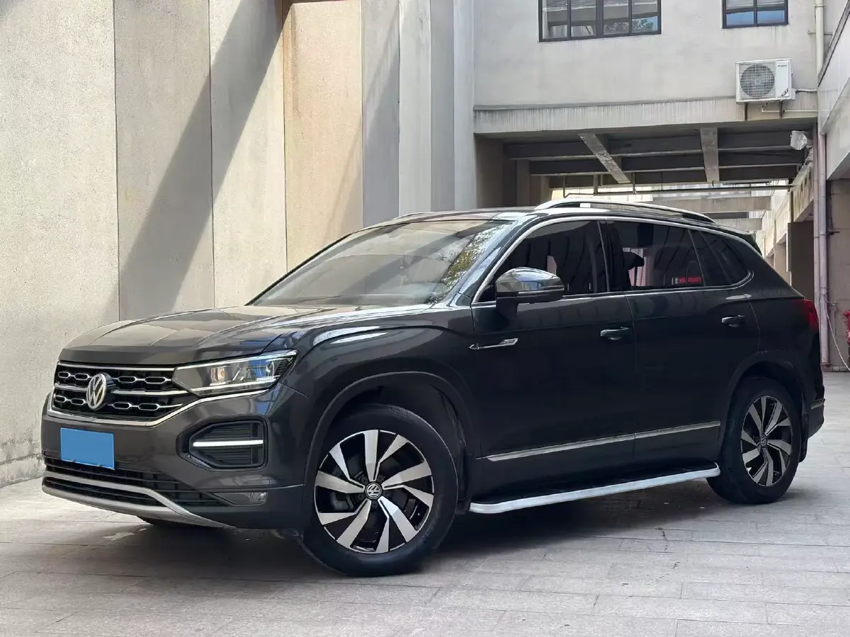 2020 Volkswagen Tayron 2.0T 186HP L4 7DCT