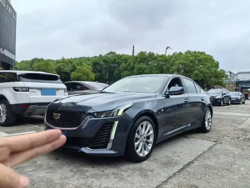2020 Cadillac CT5 2.0T 237HP L4 10AT