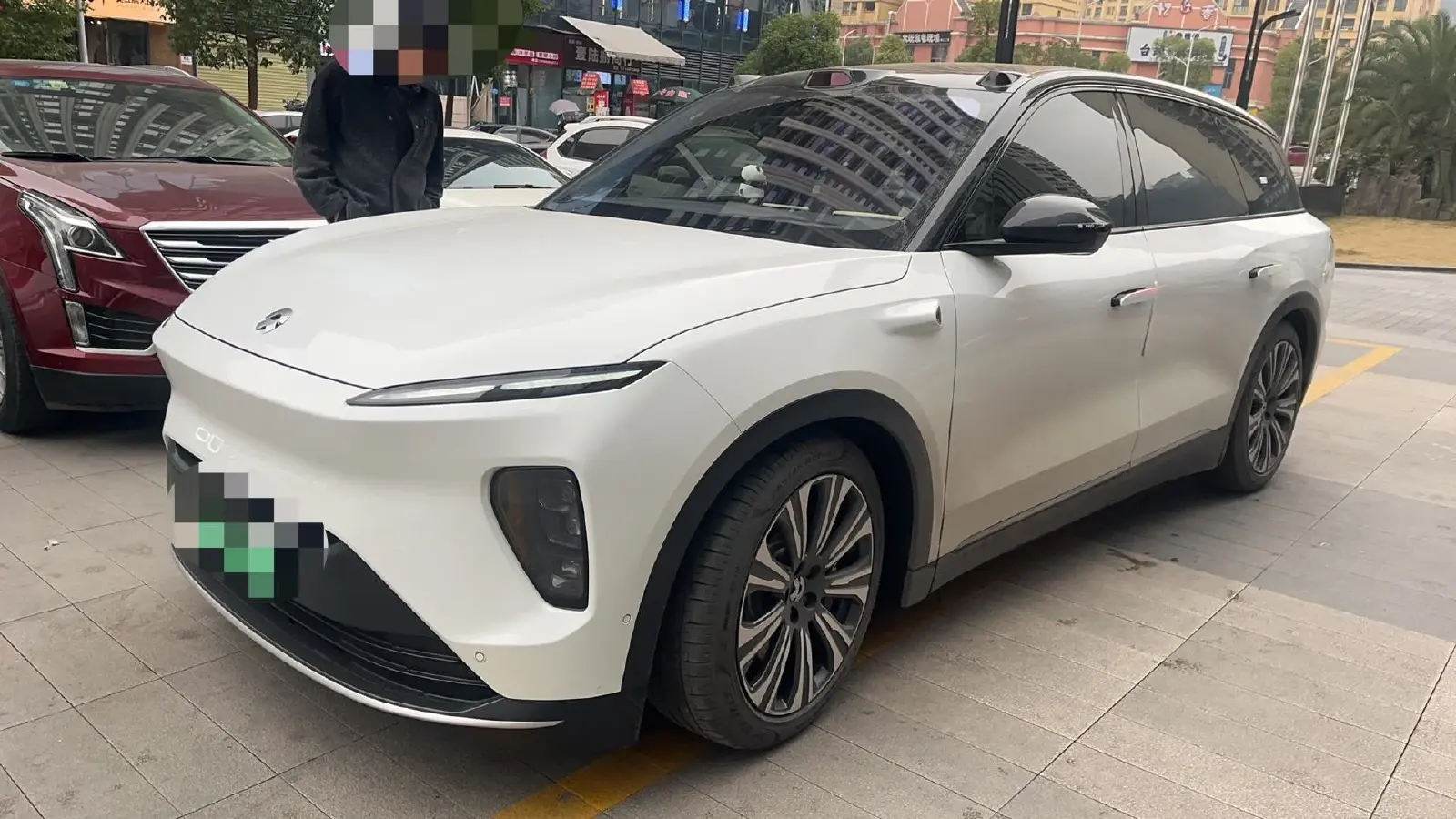 2024 NIO ES8 BEV 75KWH