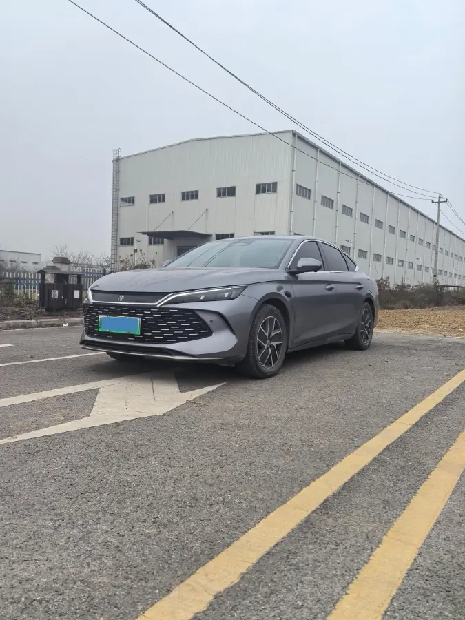 2025 BYD QinL 1.5L 101HP L4 E-CVT PHEV 15.87KWH