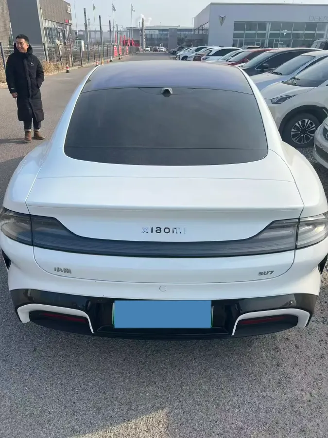 2024 MI SU7 BEV 73.6KWH,autocango,china used car exporter,china ev exporter,chinese used car exporter,chinese used ev exporter