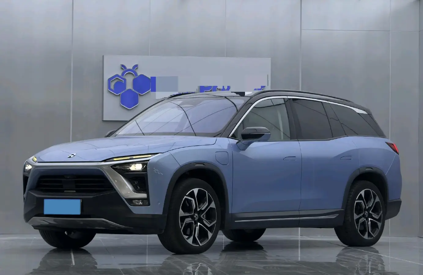 2018 NIO ES8 BEV 70KWH