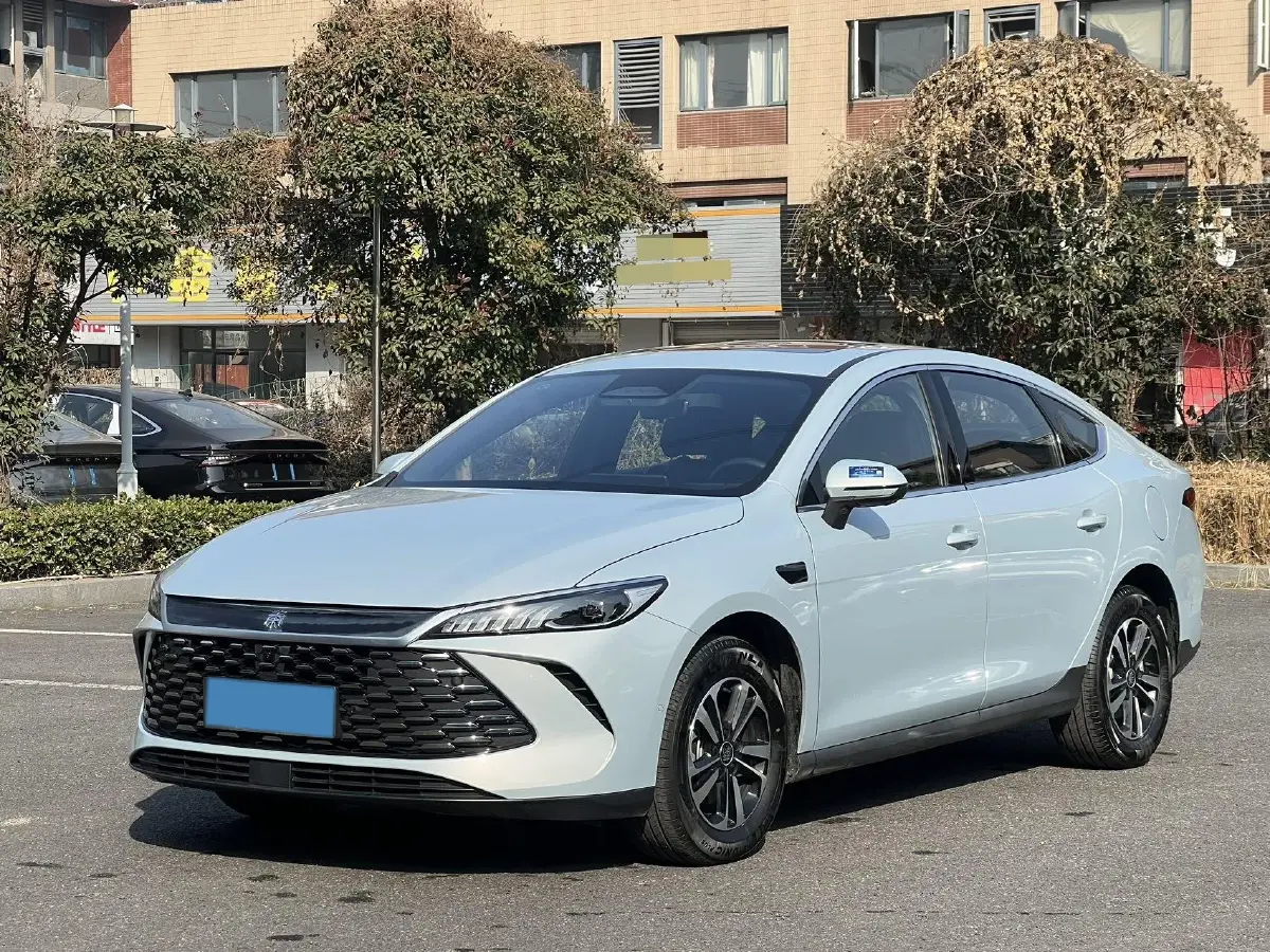 2025 BYD Qin Plus 1.5L 101HP L4 E-CVT PHEV 15.8KWH