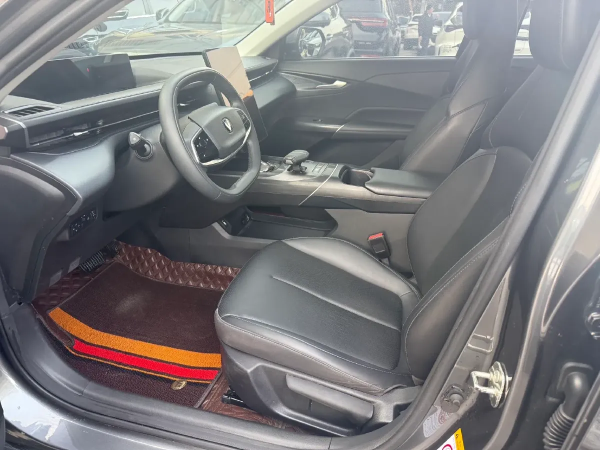 2023 ChangAn Lamore 1.5T 170HP L4 7DCT,autocango,china used car exporter,china ev exporter,chinese used car exporter,chinese used ev exporter