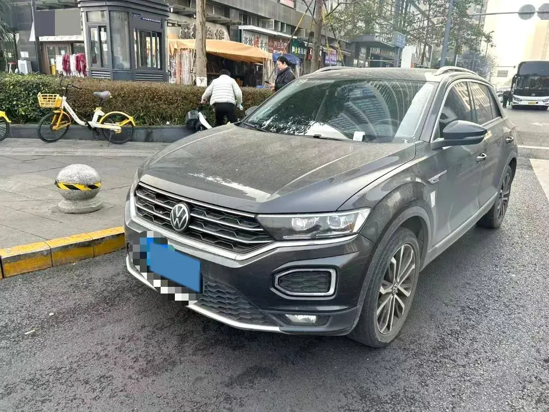 2020 Volkswagen T-Roc 1.4T 150HP L4 7DCT