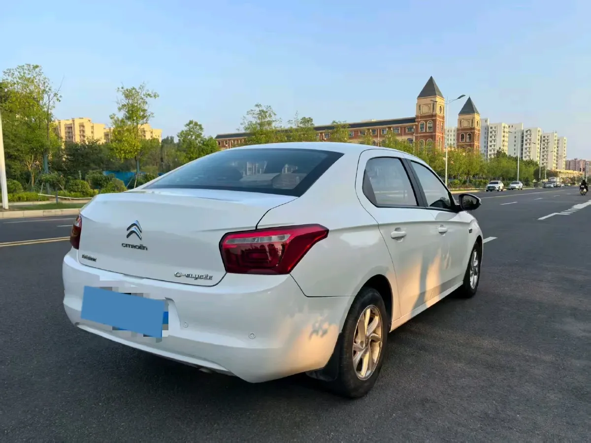 2017 Citroen Elysee 1.6L 117HP L4 5MT,autocango,china used car exporter,china ev exporter,chinese used car exporter,chinese used ev exporter