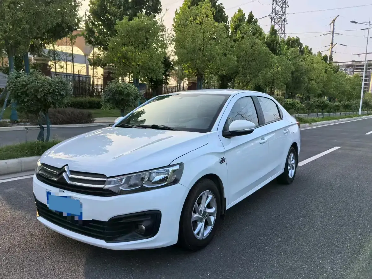 2017 Citroen Elysee 1.6L 117HP L4 5MT