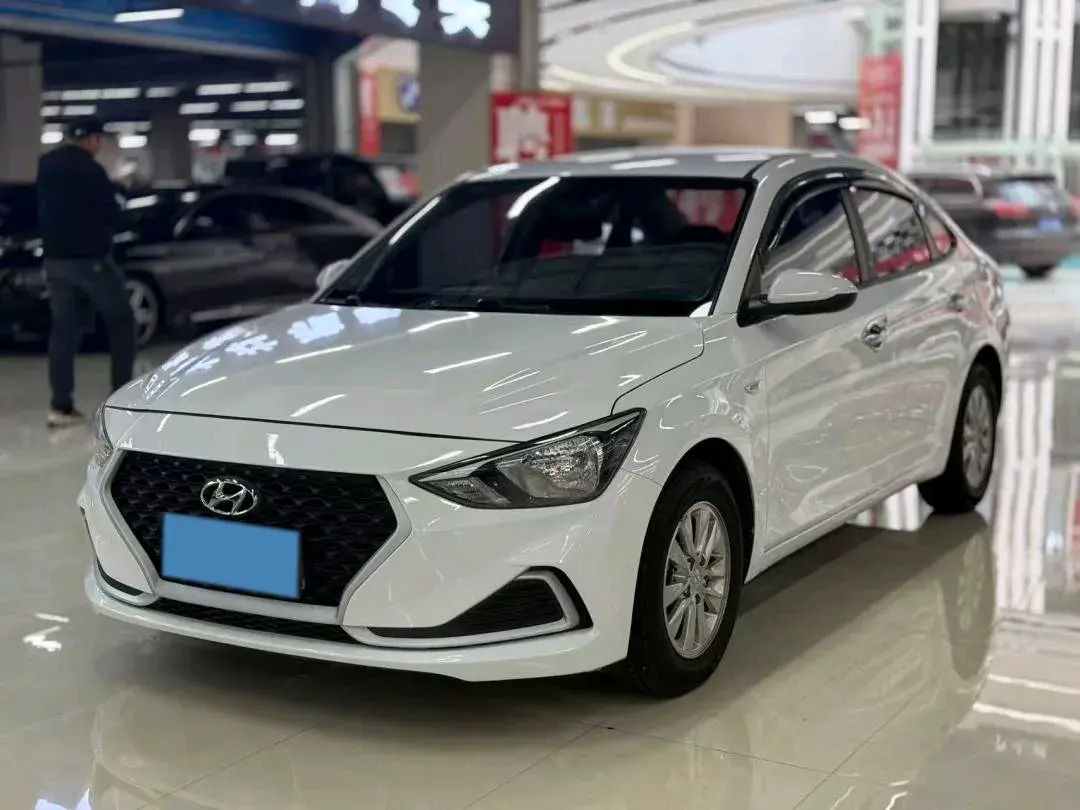 2014 Hyundai Mistra 2.0L 155HP L4 6AT