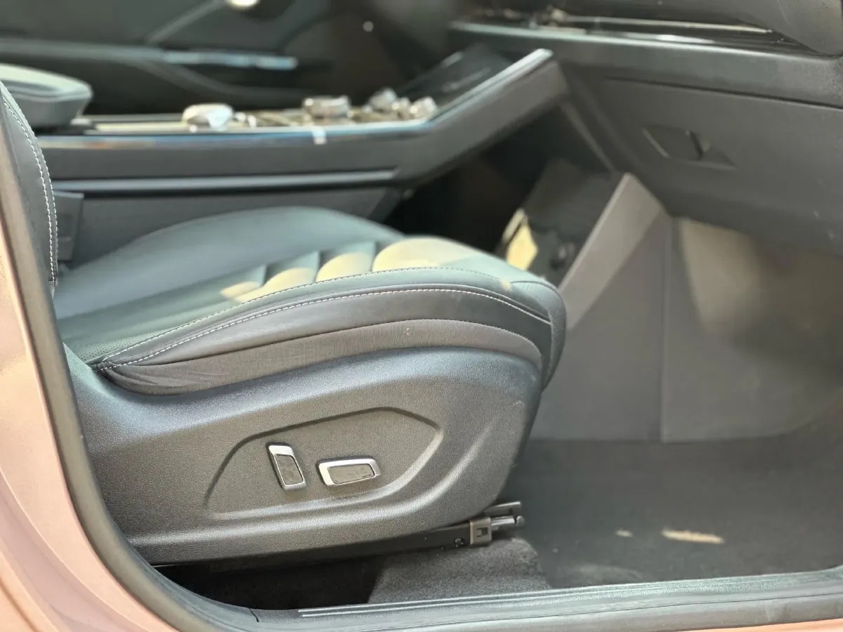 2022 Ford Focus 1.5T 177HP L4 6AT,autocango,china used car exporter,china ev exporter,chinese used car exporter,chinese used ev exporter