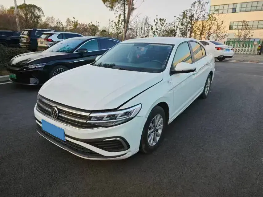 2023 Volkswagen Bora 1.2T 116HP L4 7DCT