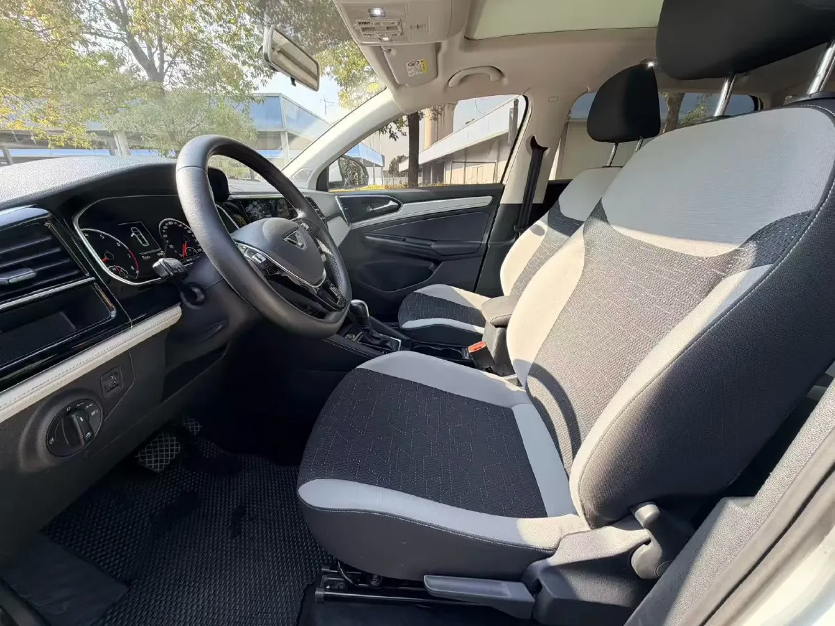 2022 Jetta VS7 1.4T 150HP L4 6AT,autocango,china used car exporter,china ev exporter,chinese used car exporter,chinese used ev exporter