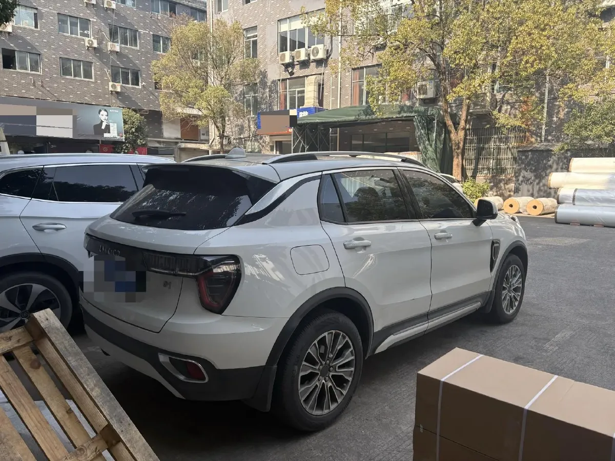 2017 Zotye SR9 2.0T 190HP L4 6DCT,autocango,china used car exporter,china ev exporter,chinese used car exporter,chinese used ev exporter