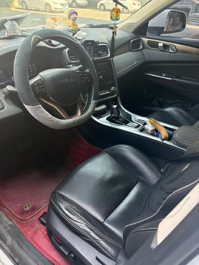 2017 Zotye SR9 2.0T 190HP L4 6DCT,autocango,china used car exporter,china ev exporter,chinese used car exporter,chinese used ev exporter