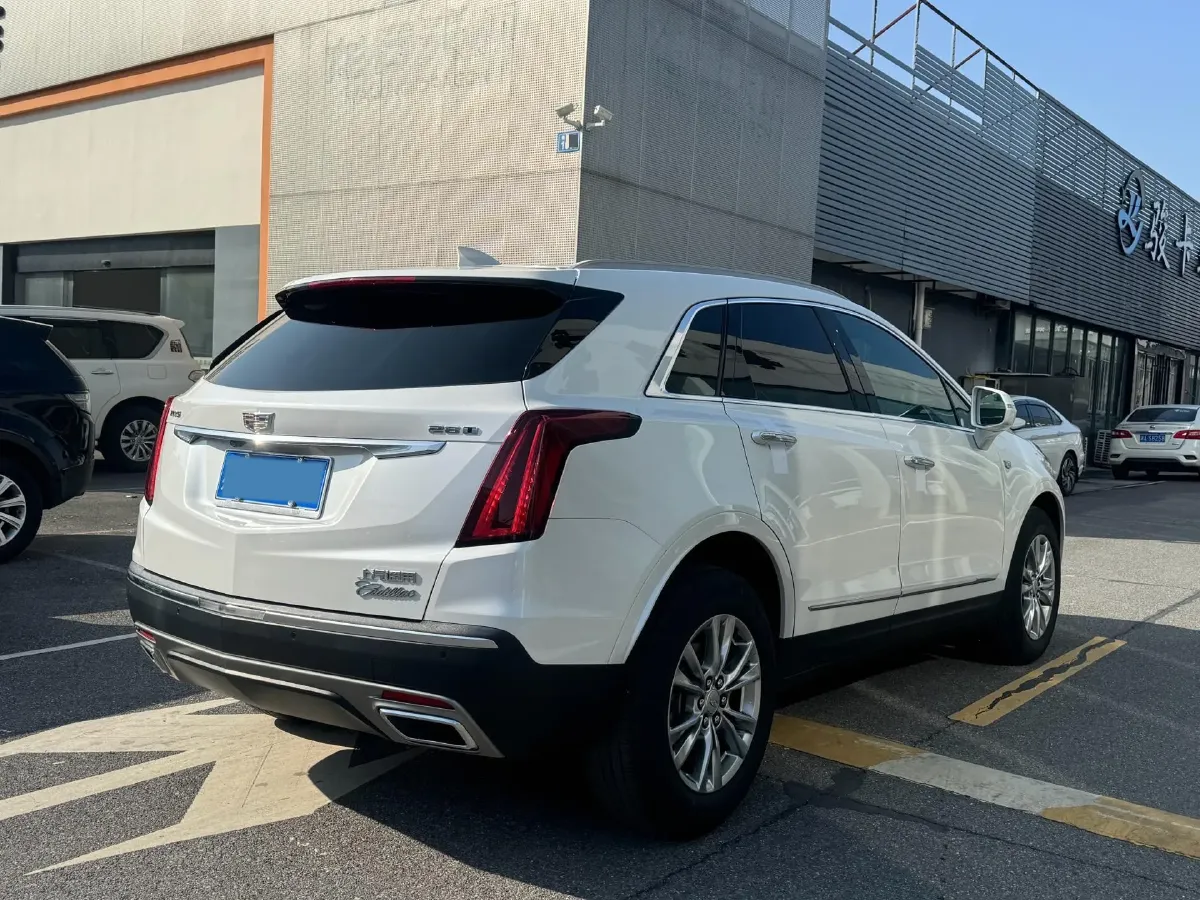 2021 Cadillac XT5 2.0T 237HP L4 9AT,autocango,china used car exporter,china ev exporter,chinese used car exporter,chinese used ev exporter