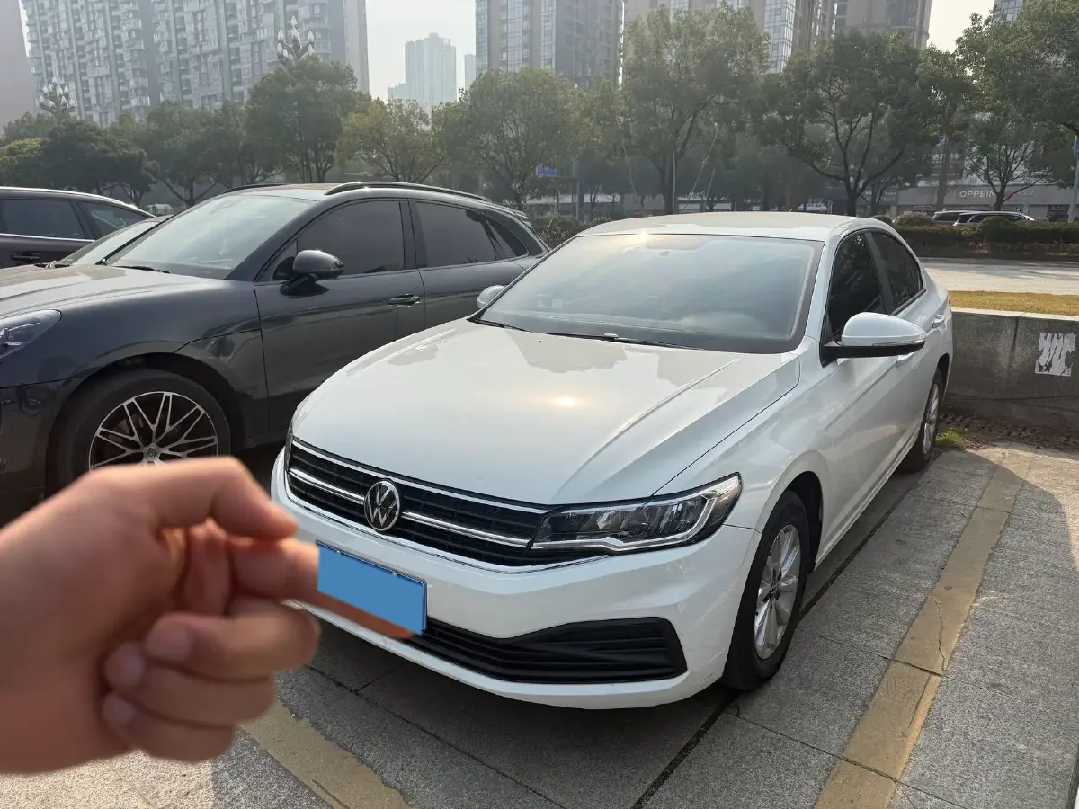 2023 Volkswagen Bora 1.5L 113HP L4 6AT