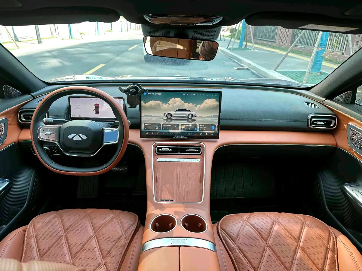 2025 Fulwin FulwinA9L 1.5T 156HP L4 1DHT PHEV,autocango,china used car exporter,china ev exporter,chinese used car exporter,chinese used ev exporter