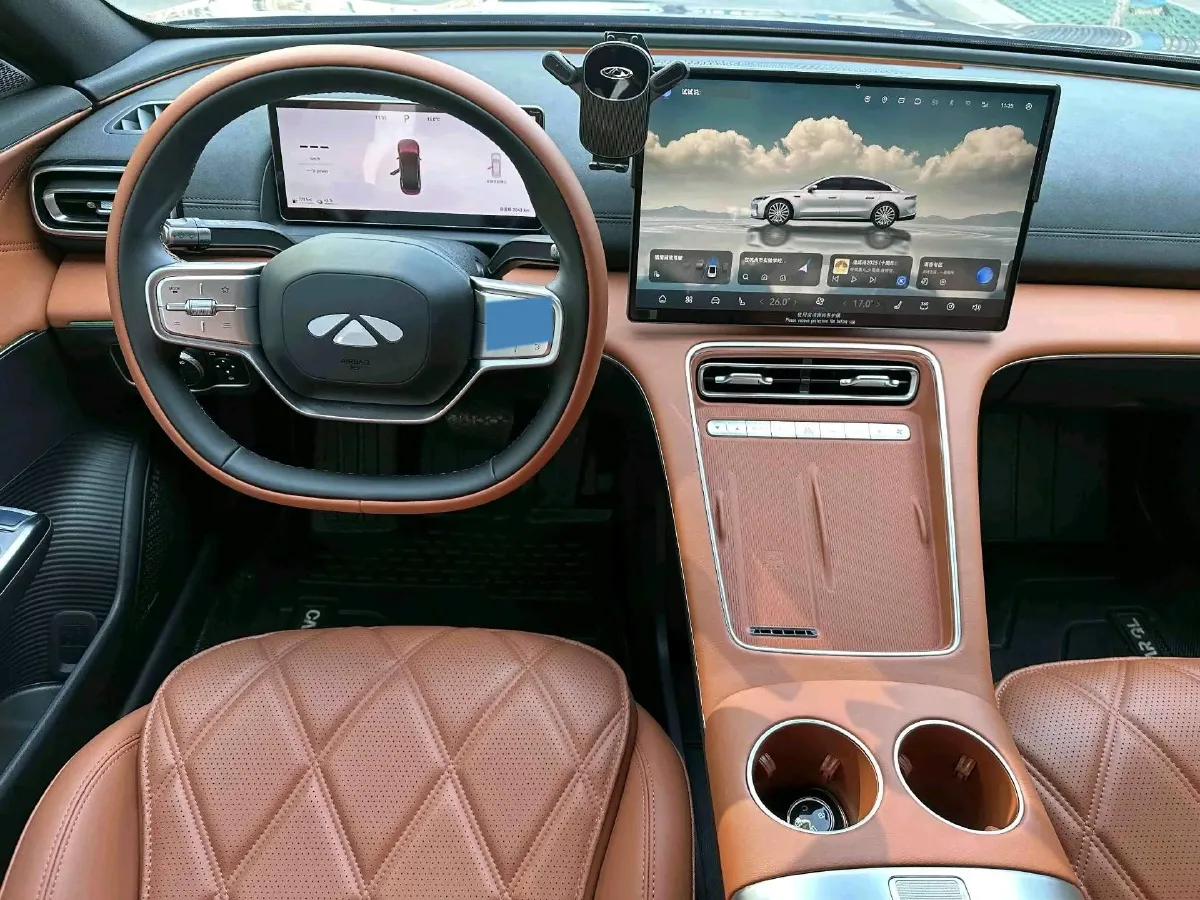 2025 Fulwin FulwinA9L 1.5T 156HP L4 1DHT PHEV,autocango,china used car exporter,china ev exporter,chinese used car exporter,chinese used ev exporter