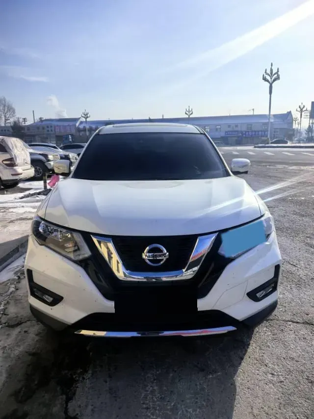2023 Nissan X-Trail 2.0L 151HP L4 CVT,autocango,china used car exporter,china ev exporter,chinese used car exporter,chinese used ev exporter