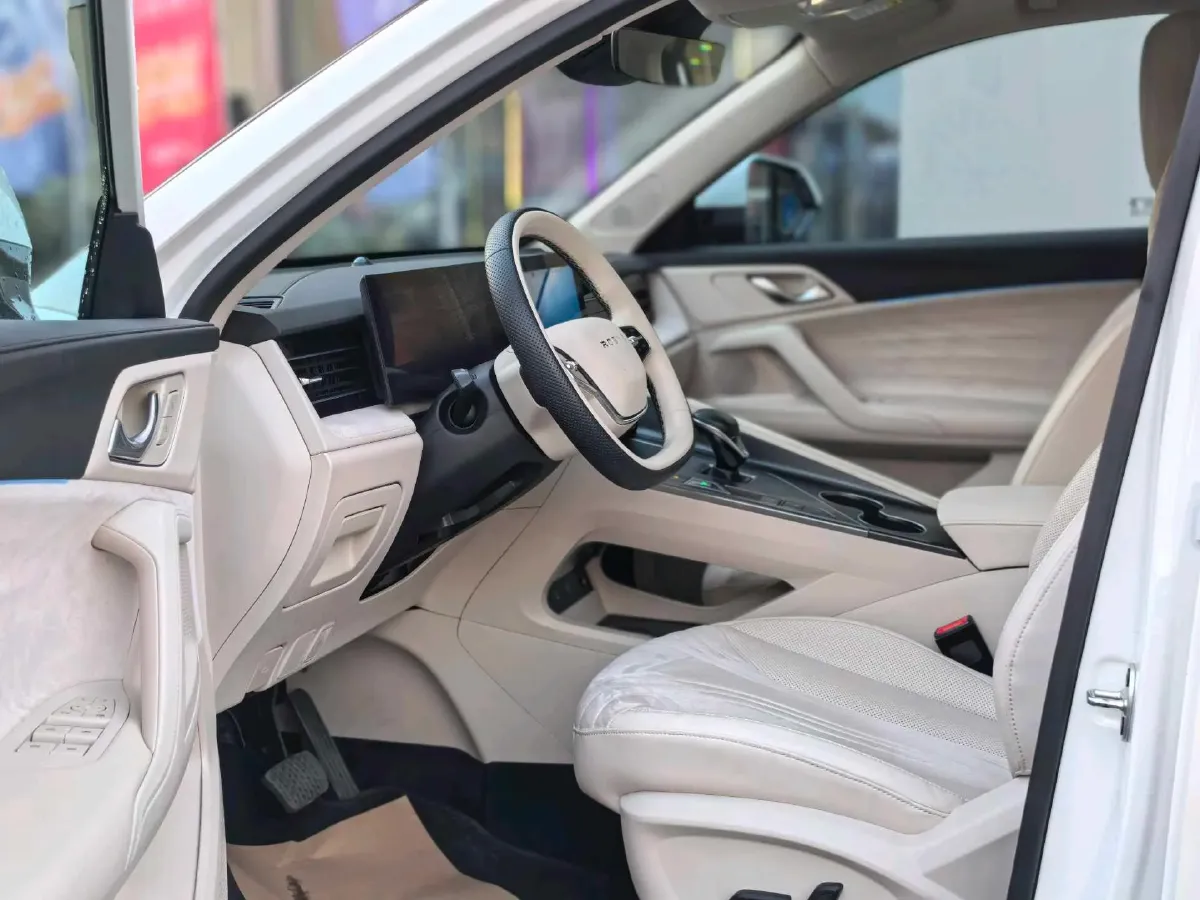 2024 Roewe D5X DMH 1.5T 150HP L4 2DHT PHEV 21.4KWH,autocango,china used car exporter,china ev exporter,chinese used car exporter,chinese used ev exporter