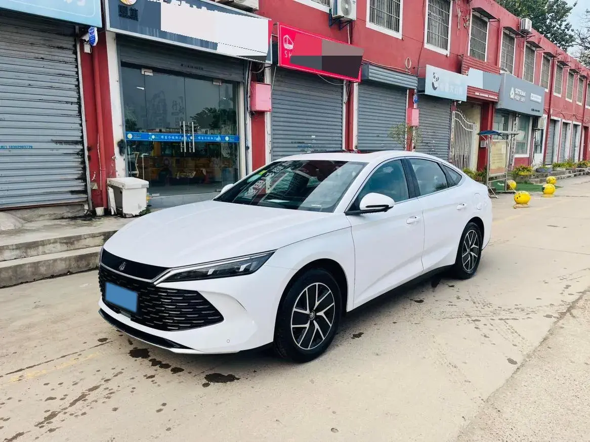 2024 BYD QinL 1.5L 101HP L4 E-CVT PHEV 15.87KWH