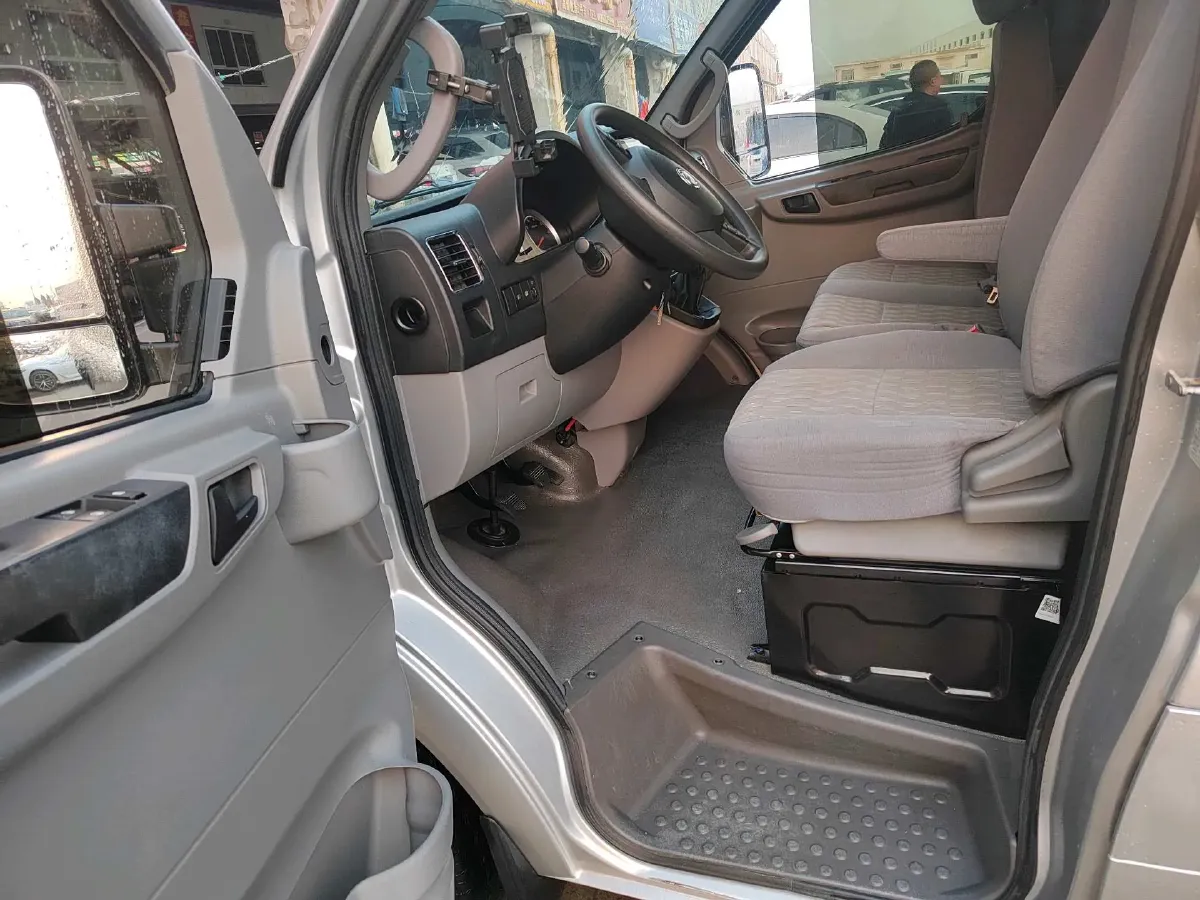 2018 DongFeng DFAC YuFeng 2.5T 136HP L4 6MT,autocango,china used car exporter,china ev exporter,chinese used car exporter,chinese used ev exporter