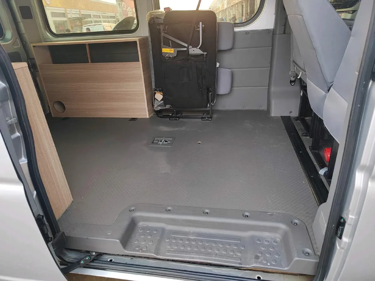 2018 DongFeng DFAC YuFeng 2.5T 136HP L4 6MT,autocango,china used car exporter,china ev exporter,chinese used car exporter,chinese used ev exporter