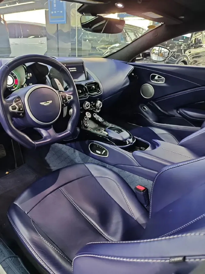 2018 Aston Martin V8 Vantage 4.0T 510HP V8 8AT,autocango,china used car exporter,china ev exporter,chinese used car exporter,chinese used ev exporter