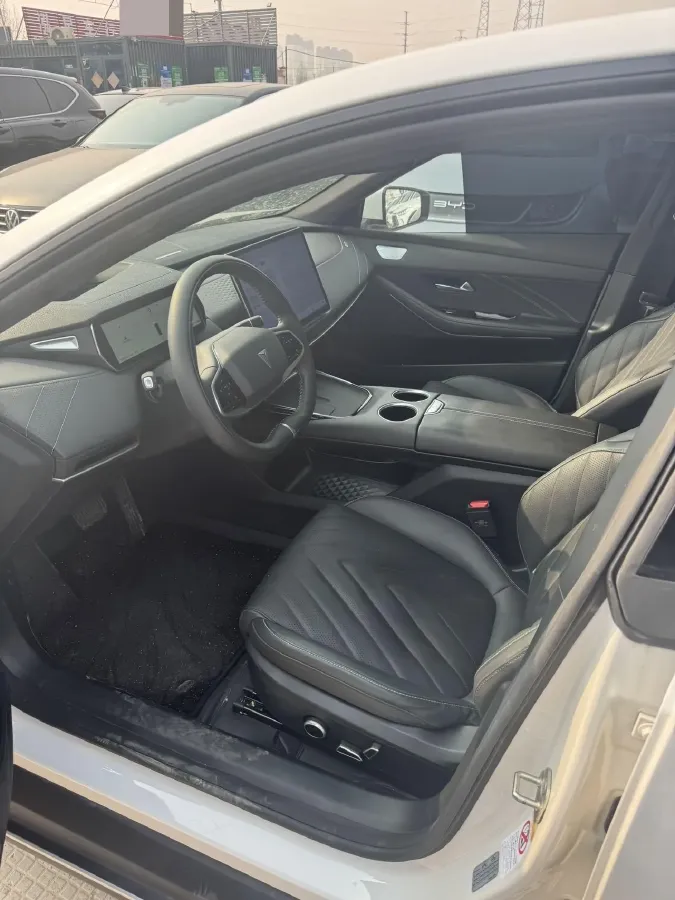 2023 Deepal SL03 1.5L 95HP L4 REEV 28.39KWH,autocango,china used car exporter,china ev exporter,chinese used car exporter,chinese used ev exporter