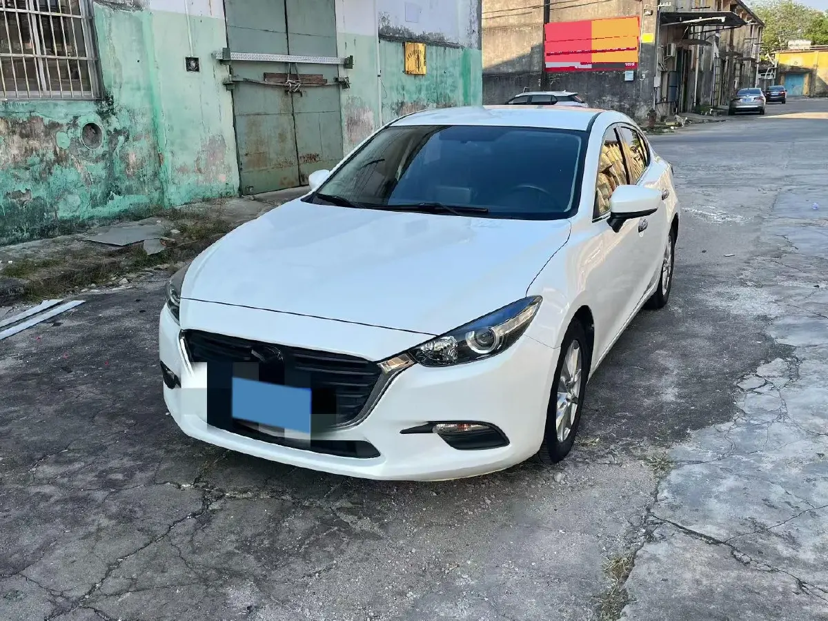 2017 Mazda 3 Axela 1.5L 117HP L4 6AT