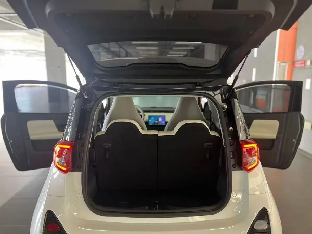 2024 Ruichi Auto EC71 BEV 41.85KWH,autocango,china used car exporter,china ev exporter,chinese used car exporter,chinese used ev exporter