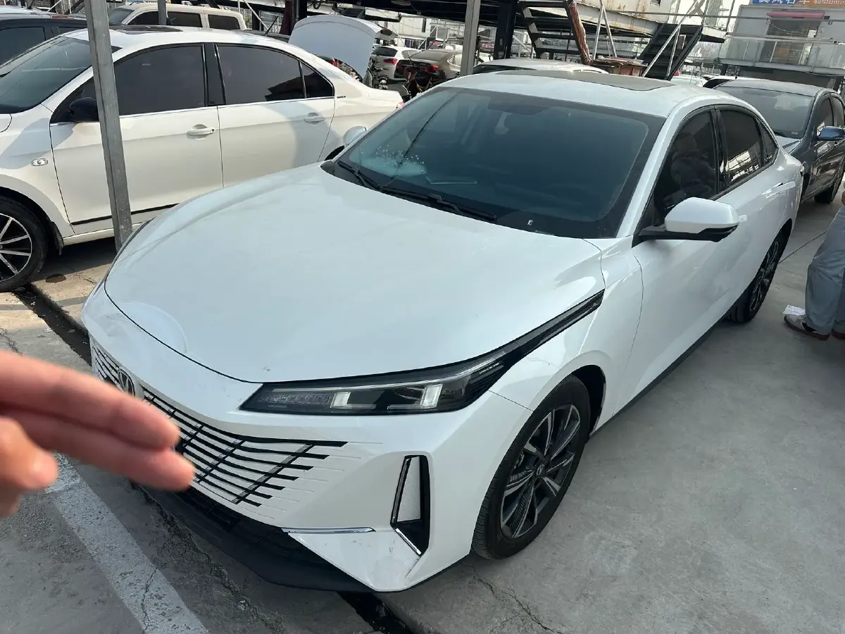 2024 ChangAn Eado 1.5T 170HP L4 7DCT