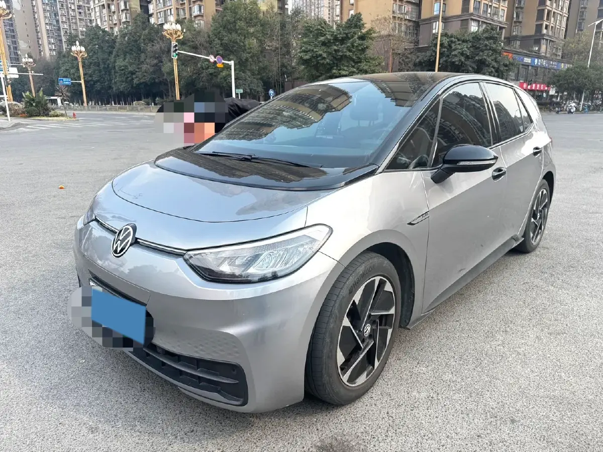 2023 Volkswagen ID.3 BEV 52.8KWH