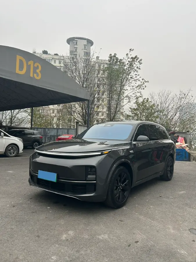 2023 Li L8 Range Extended 154HP REEV 40.9KWH