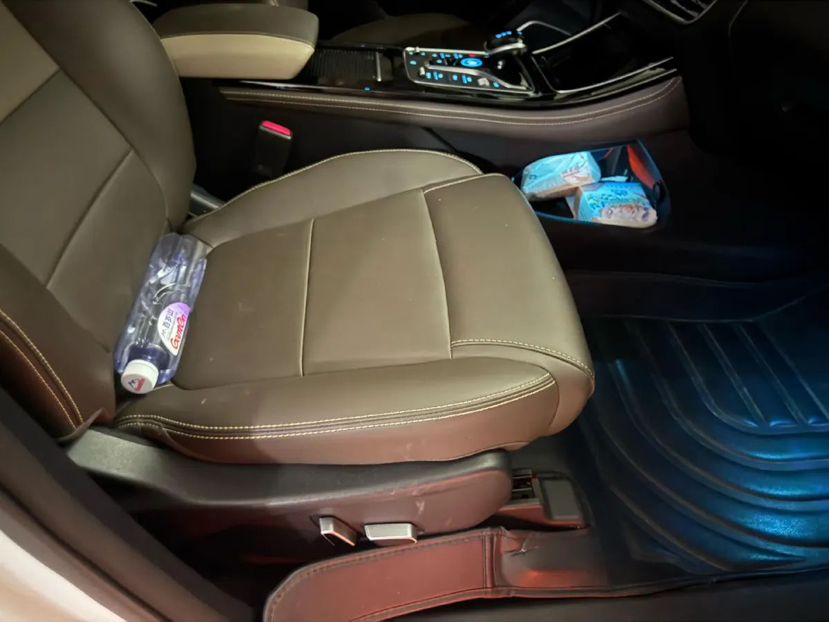 2022 Exceed LXC-DM 1.5T 156HP L4 3DHT PHEV 19.27KWH,autocango,china used car exporter,china ev exporter,chinese used car exporter,chinese used ev exporter