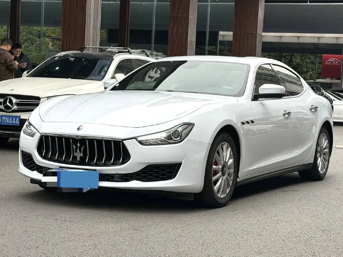 2018 Maserati Ghibli 3.0T 350HP V6 8AT