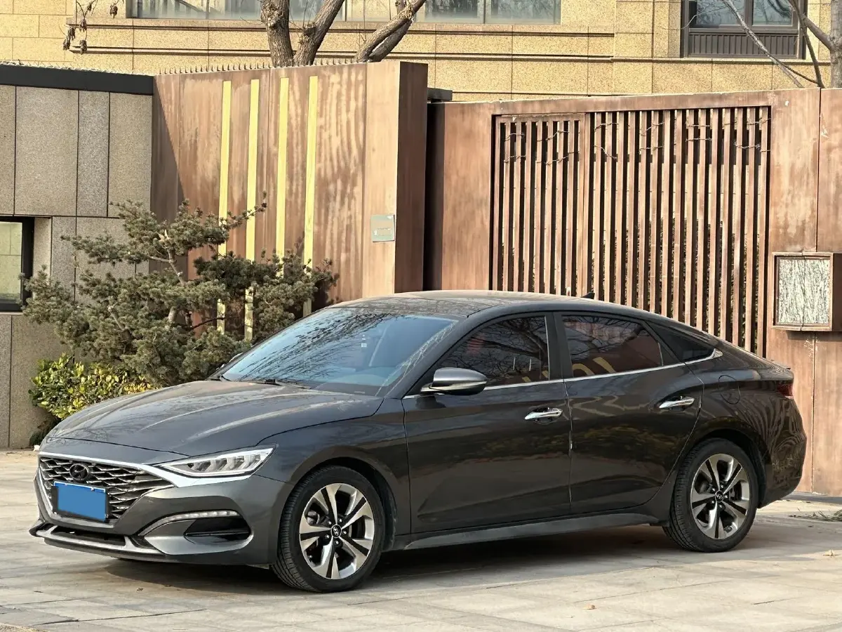 2019 Hyundai La Festa 1.6T 190HP L4 7DCT