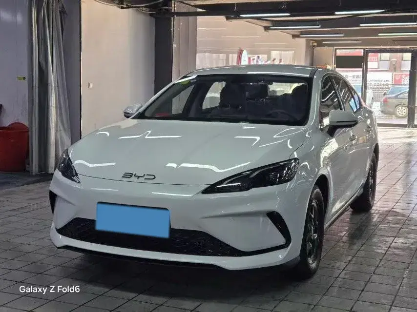 2025 BYD Seal05 DM-i 1.5L 101HP L4 E-CVT PHEV 7.68KWH