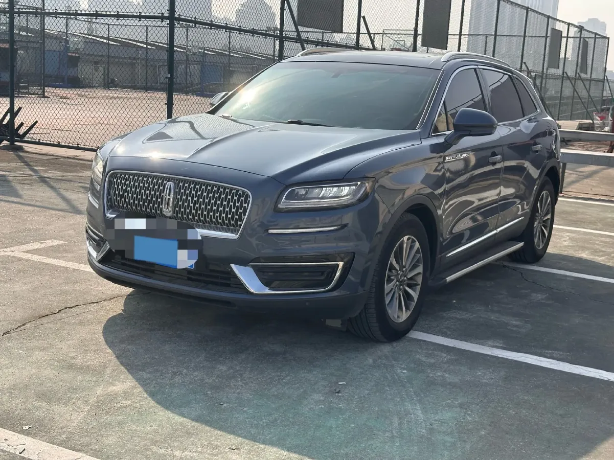 2019 Lincoln Nautilus 2.0T 224HP L4 8AT,autocango,china used car exporter,china ev exporter,chinese used car exporter,chinese used ev exporter