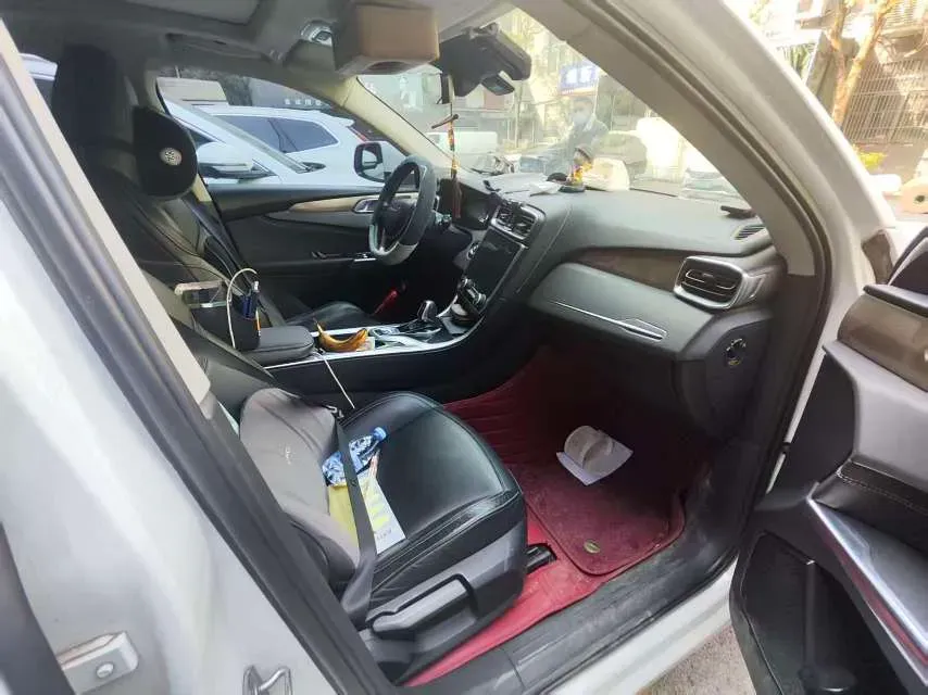 2017 Zotye SR9 2.0T 190HP L4 6DCT,autocango,china used car exporter,china ev exporter,chinese used car exporter,chinese used ev exporter