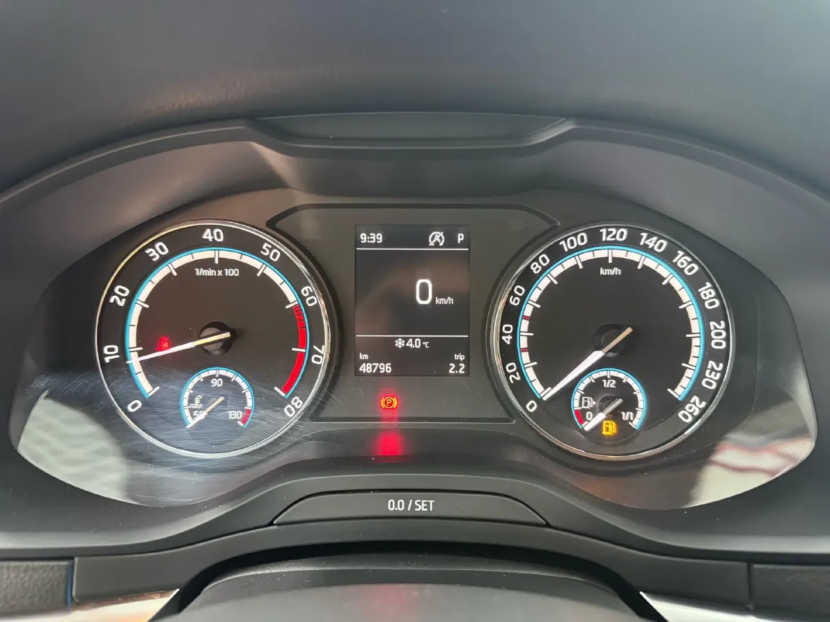 2022 Skoda Karoq 1.4T 150HP L4 7DCT,autocango,china used car exporter,china ev exporter,chinese used car exporter,chinese used ev exporter