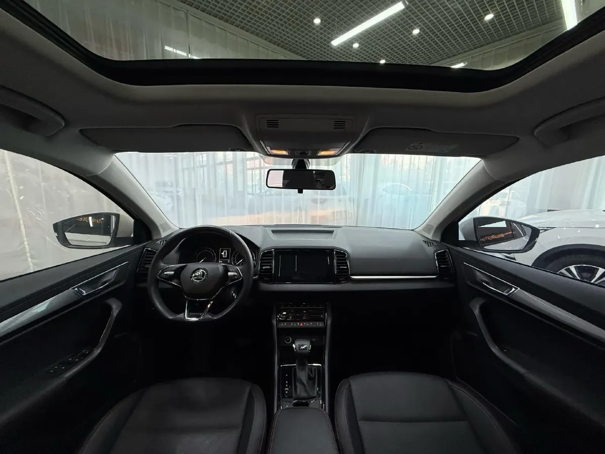 2022 Skoda Karoq 1.4T 150HP L4 7DCT,autocango,china used car exporter,china ev exporter,chinese used car exporter,chinese used ev exporter