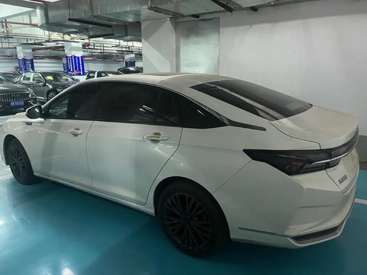 2021 DongFeng Aeolus YiXuan MAX 1.5T 190HP L4 7DCT,autocango,china used car exporter,china ev exporter,chinese used car exporter,chinese used ev exporter