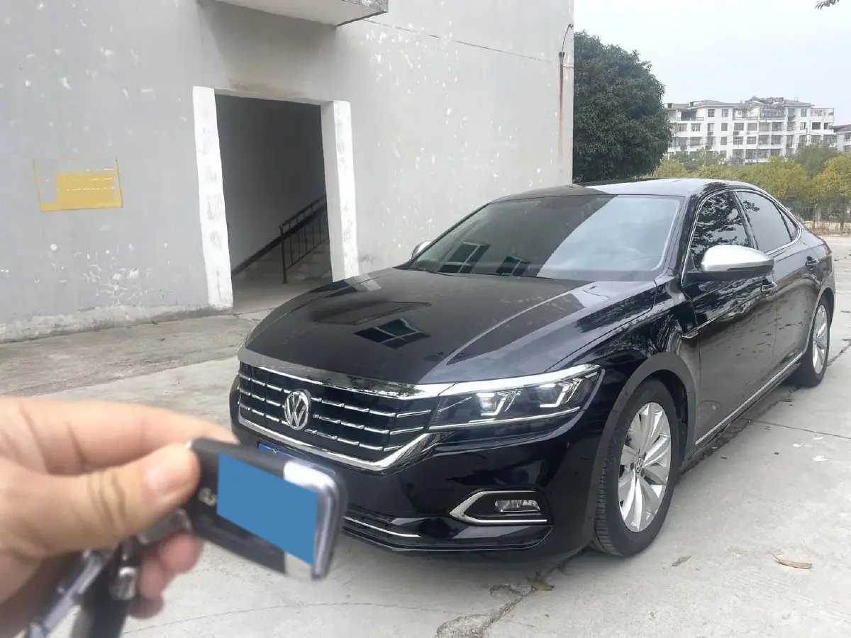 2020 Volkswagen Passat 2.0T 186HP L4 7DCT