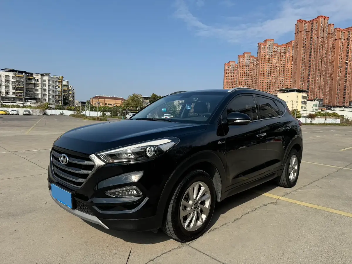 2015 Hyundai Tucson 1.6T 177HP L4 7DCT