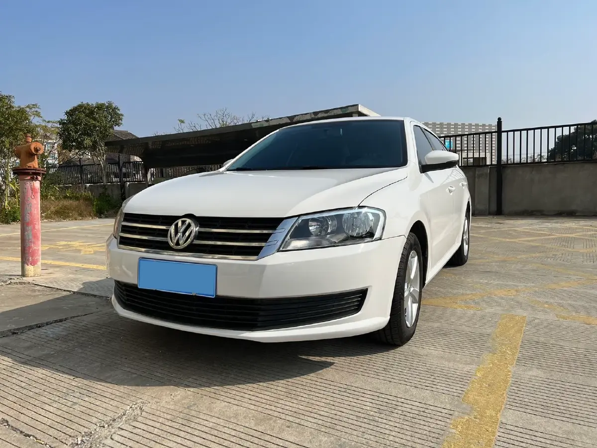 2013 Volkswagen Lavida 1.6L 110HP L4 6AT