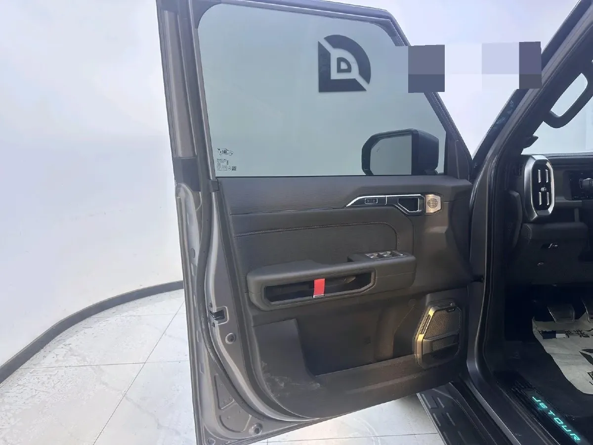 2023 Jetour Traveller 2.0T 254HP L4 7DCT,autocango,china used car exporter,china ev exporter,chinese used car exporter,chinese used ev exporter